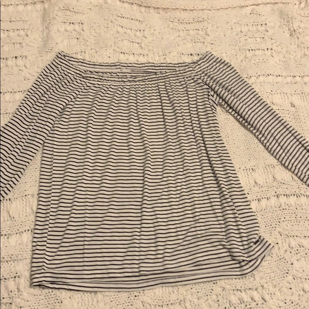 off the sholder hollister top